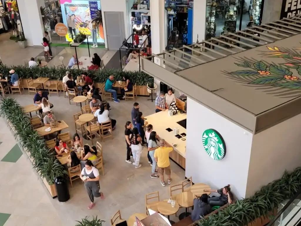 Centro Comercial Llanogrtande 3